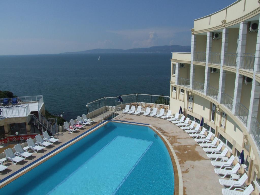 Dogalya Hotel Муданья Экстерьер фото