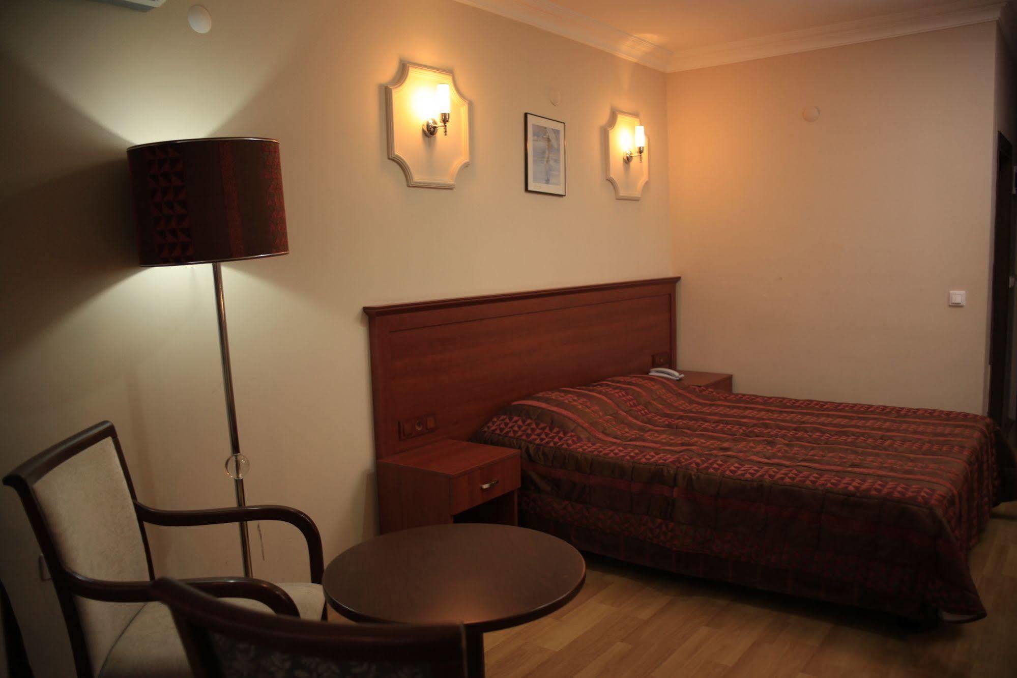 Dogalya Hotel Муданья Экстерьер фото