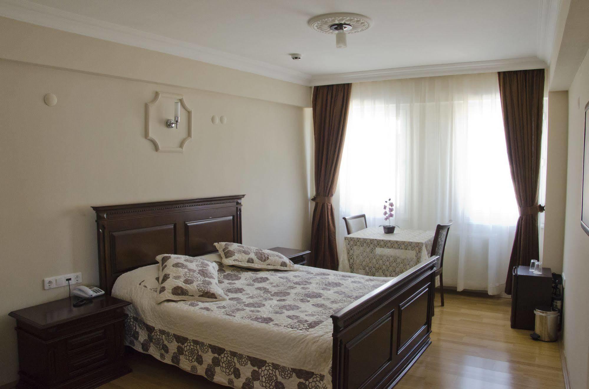 Dogalya Hotel Муданья Экстерьер фото